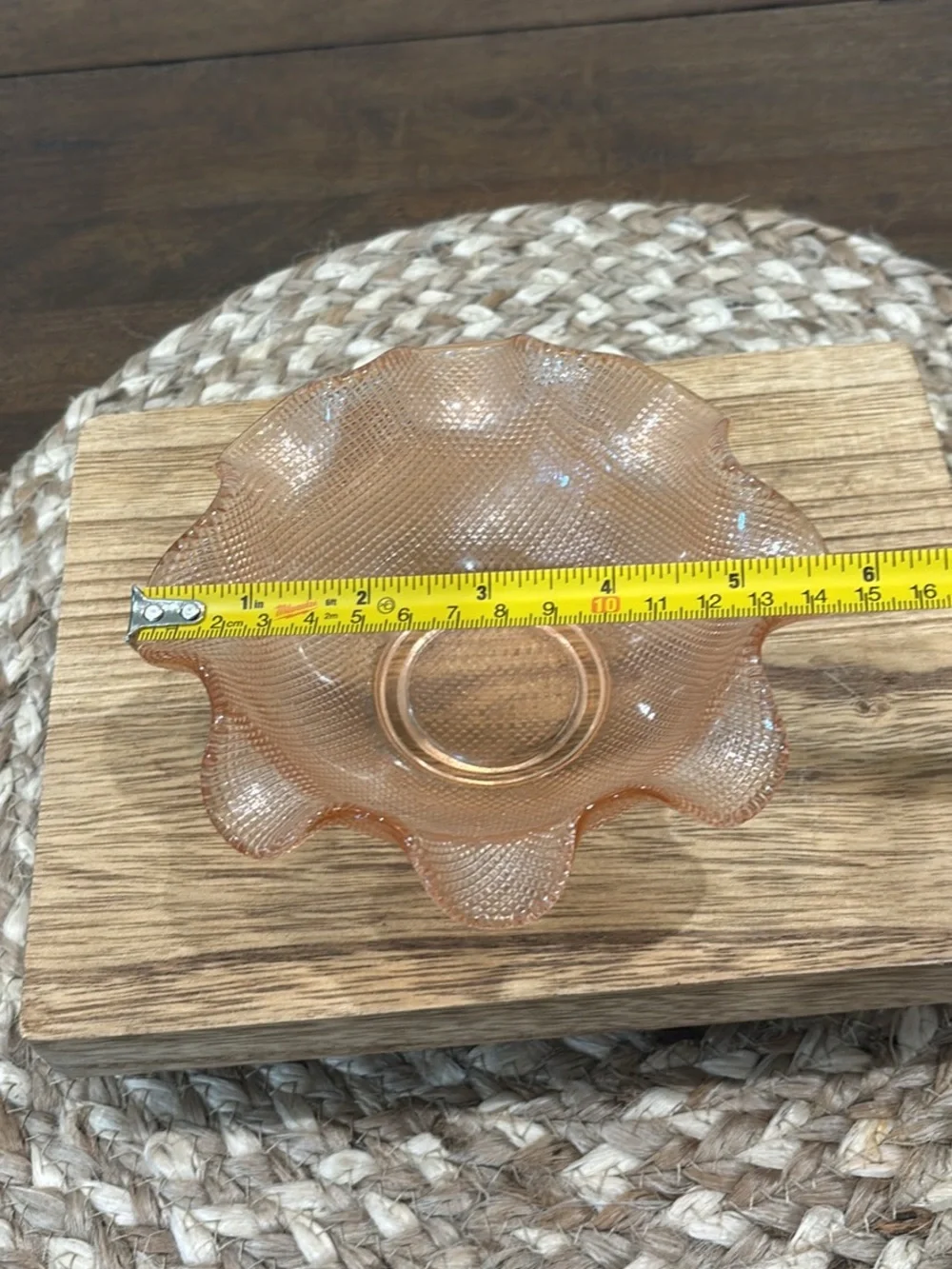Vintage Pink Depression Glass Decorative Ruffled Bowl